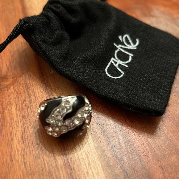 CACHE BLACK AND SILVER RHINESTONE DOME RING - Picture 5 of 14